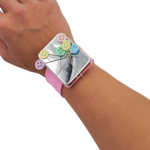 Magnetic Wristlet